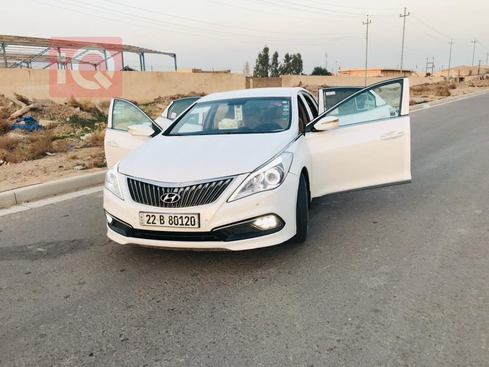 هيونداي أزيرا
